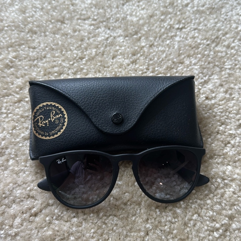RayBan - black